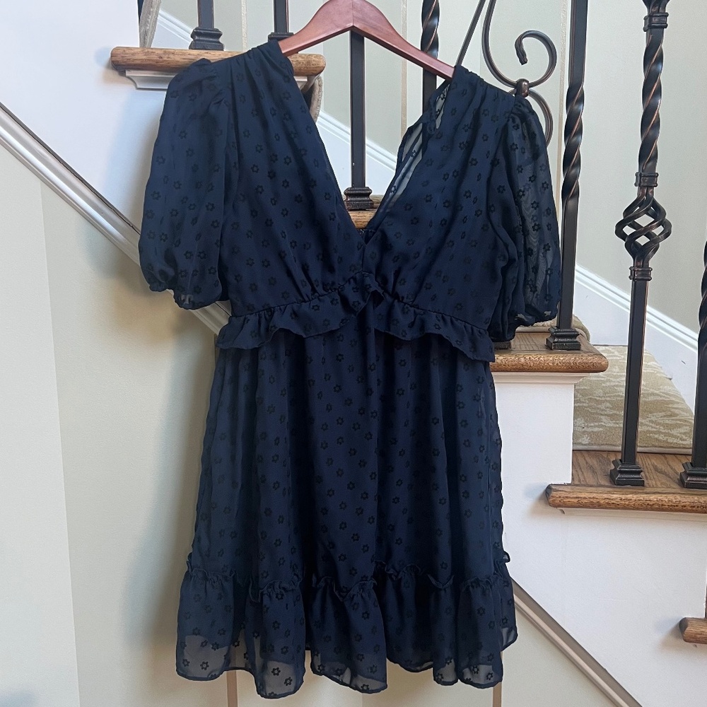 B. Darlin Women's Navy Ruffled Zippered Lined Floral Pouf Sleeve V Neck Dress